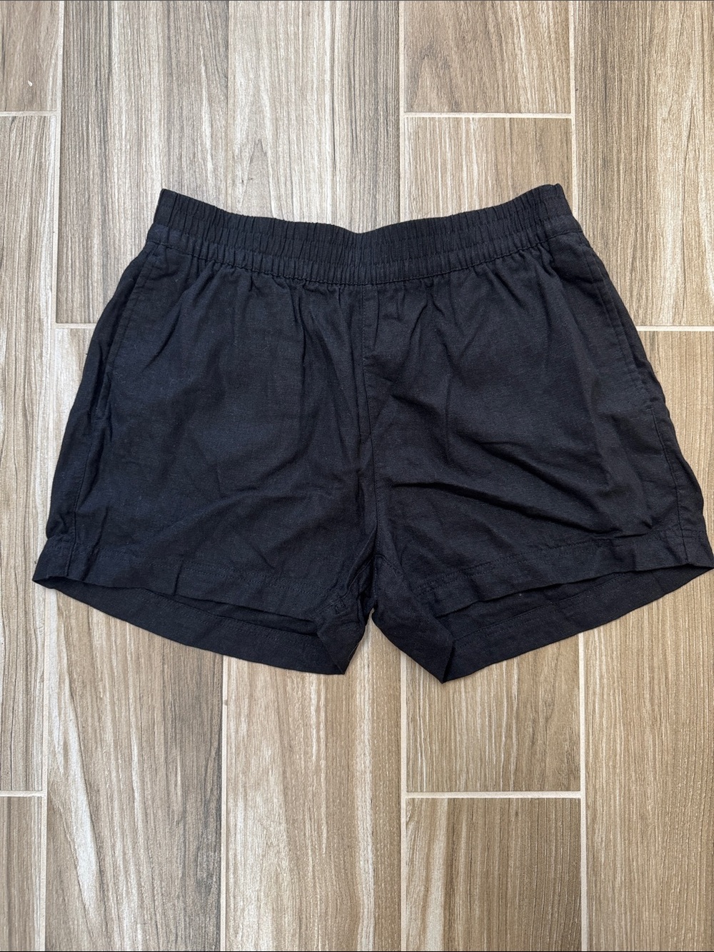 Old Navy Black Elastic-Waist Athletic Shorts
